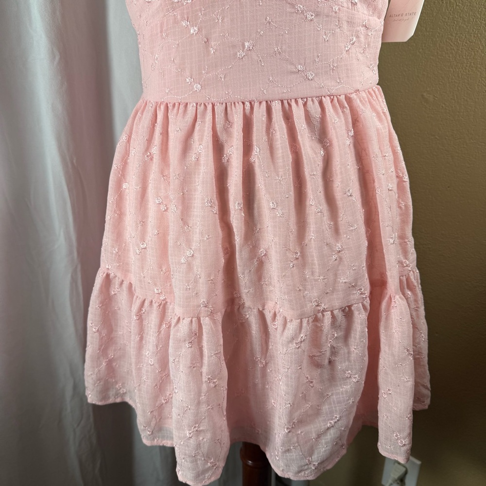 Alter’d State NWT Brittany Eyelet Tiered Mini Dress Sz L Pink - Picture 3 of 15